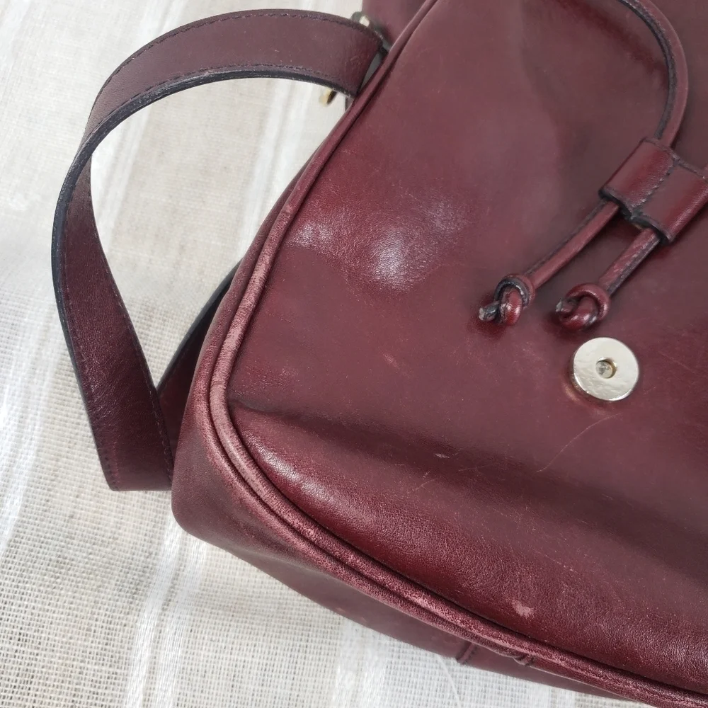 Leather Guild Drawstring Crossbody‎ Bag Purse Maroon